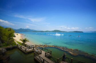 Bãi biển Hòn Tằm